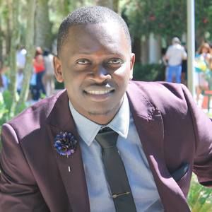 Meet your Posher, Henry